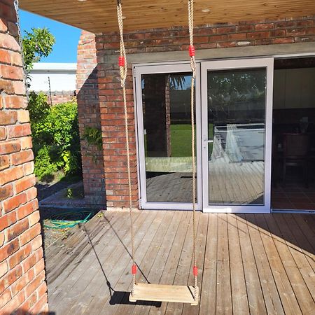 Garten Wohnung Mit Pool, 2 Schlafzimmer เคปทาวน์ ภายนอก รูปภาพ