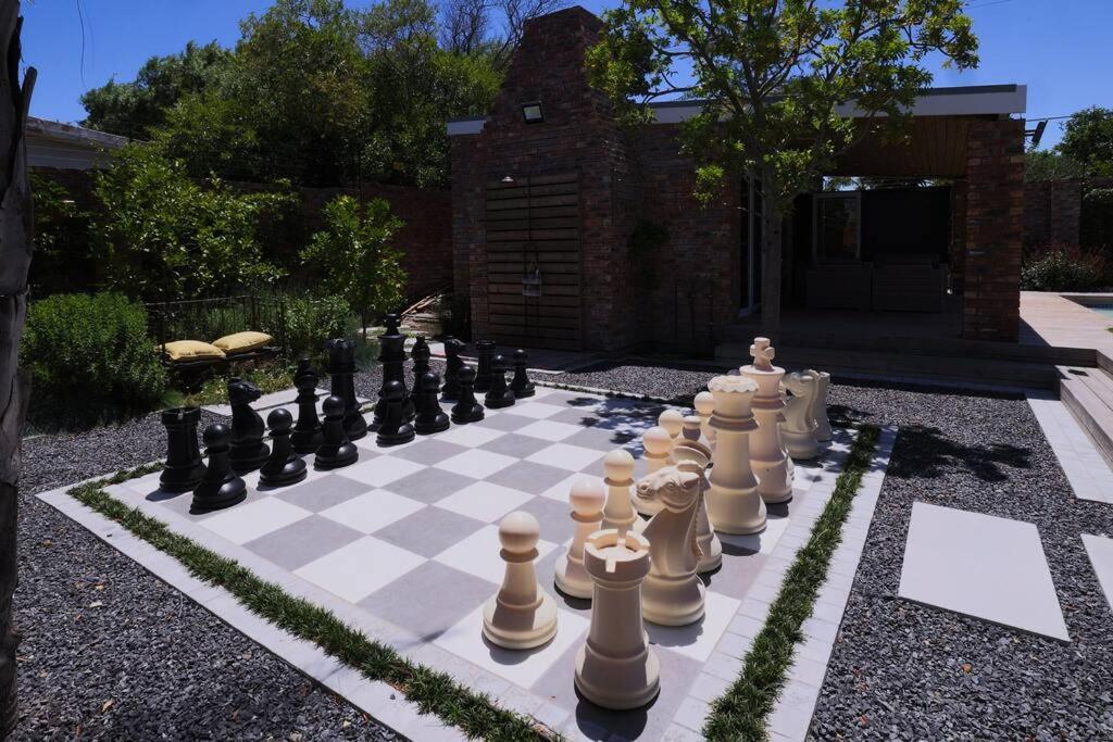 Garten Wohnung Mit Pool, 2 Schlafzimmer เคปทาวน์ ภายนอก รูปภาพ