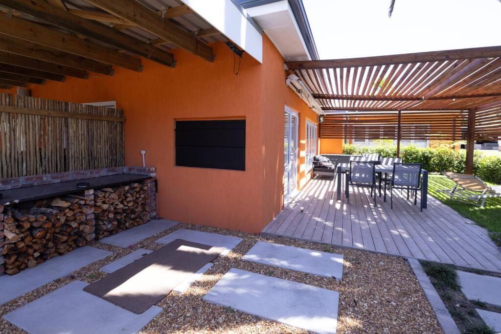 Garten Wohnung Mit Pool, 2 Schlafzimmer เคปทาวน์ ภายนอก รูปภาพ